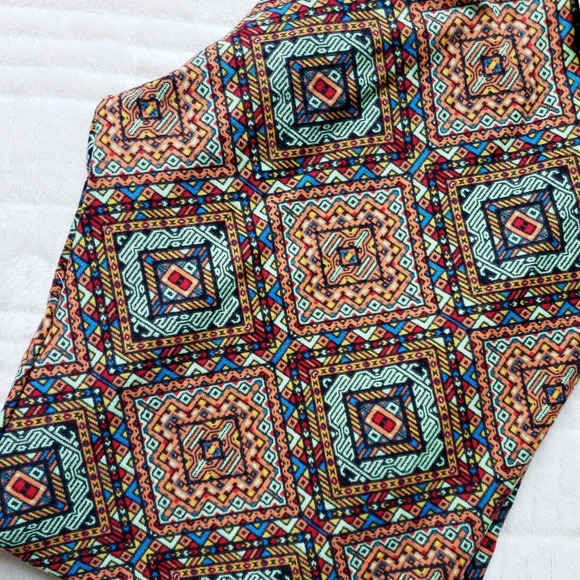 TC Lularoe Print Legging - Picture 6 of 6